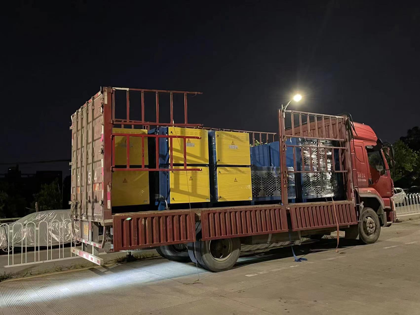 1685763803293993.jpg 油水分離器